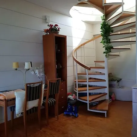Agrilesa Beach House Dhílesi